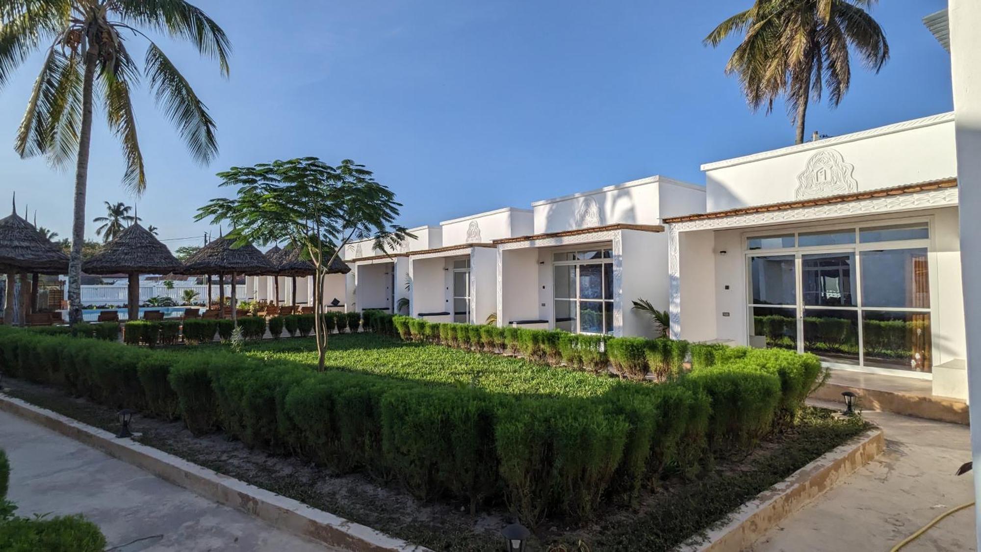 Mafia Dream Hotel Kilindoni Exterior photo
